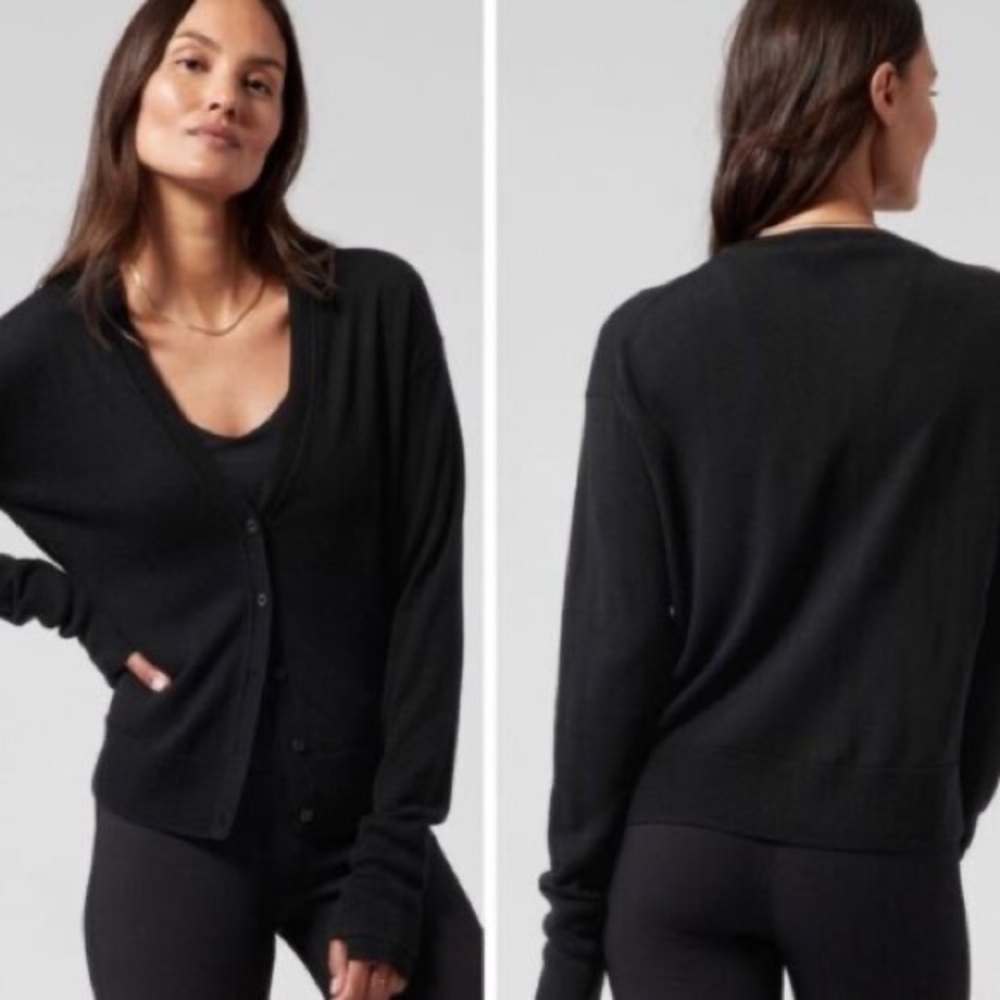 Athleta Lightweight Cropped Cardigan Black